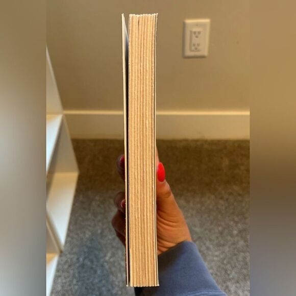 The Tattooist of Auschwitz by Heather Morris - Picture 3 of 4